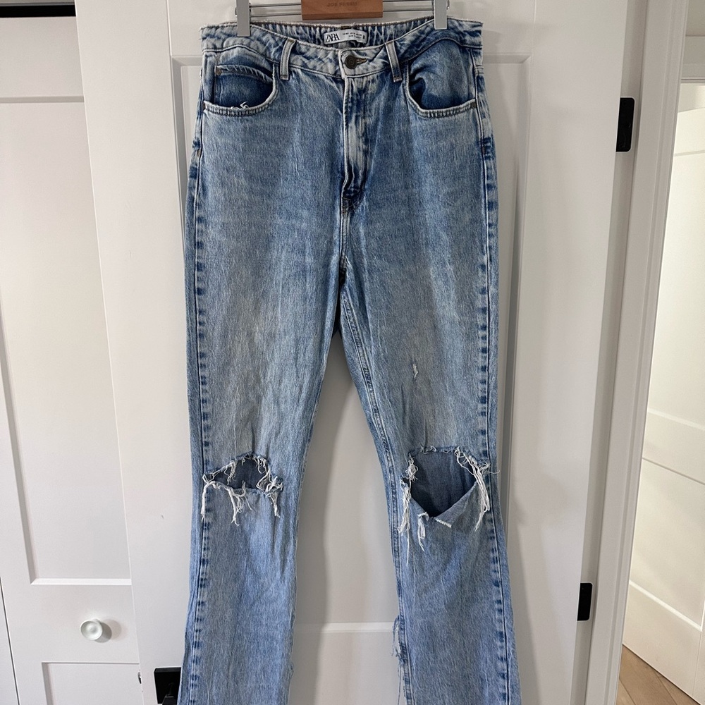 Zara Faded Blue Denim Jeans